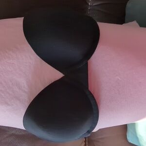 Maidenform Black Strapless Bra with Optional Straps.  Size 34C